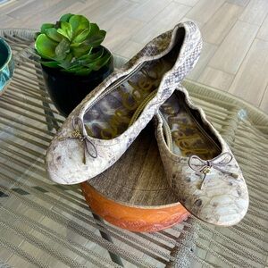 Sam Edelman ballet snake skin print size 9